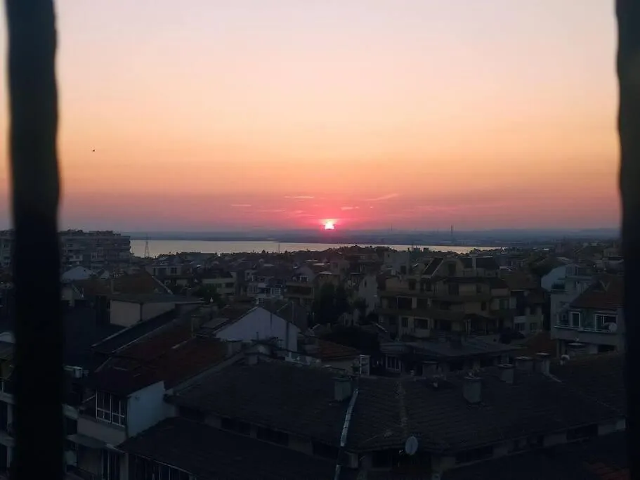 Lovely Open Space Apartment With Wonderful View Burgas Stad