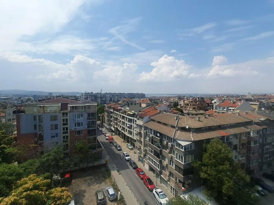 Lovely Open Space Apartment With Wonderful View Burgas Stad